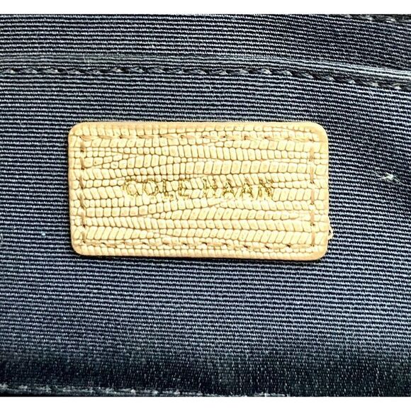 Cole Haan COATED BEIGE GENUINE LEATHER FLAP SMALL X-BODY SHOULDER BAG MESSENGER - Picture 11 of 11